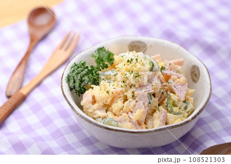 じゃが芋料理の定番 ポテトサラダ じゃが芋料理の定番 ポテトサラダ 108521303