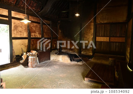 秋の遠野ふるさと村 108534092