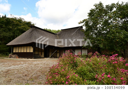 秋の遠野ふるさと村 108534099