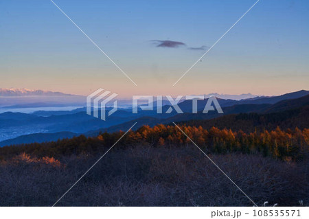 山の朝景 山の朝景 108535571