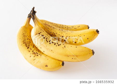 シュガースポットが出たバナナ　黒い斑点　茶色い斑点 108535932