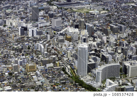 船橋市港町上空から船橋駅方向を空撮 108537428