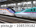 山形新幹線の新型車両のE8系新幹線 108539182