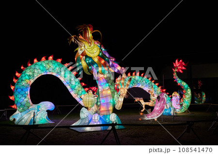 いずみマチ・テラス　巨大ドラゴンランタン 108541470