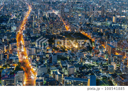 【都市風景】あべのハルカス 展望台から見た夜景【ハルカス300】 【都市風景】あべのハルカス 展望台から見た夜景【ハルカス300】 108541885