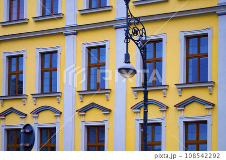 The old building in the historical center on Wroclaw, Poland 108542292
