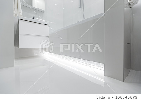 Interior bathroom with white tiles Interior bathroom with white tiles 108543879