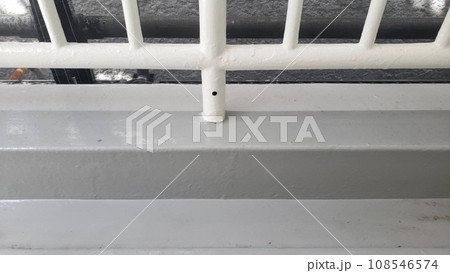 手摺り根本の止水工事(施工後③) 108546574