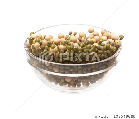 Mix green mung soy beans fall down explosion, several kind bean float explode in glass bowl. Dried soybean green mung mixed beans splash throwing in Air. White background Isolated high speed shutter 108549689
