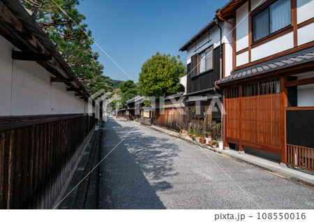 近江商人の町　近江八幡市新町通り 108550016