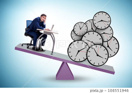 Businessman in deadline and time pressure concept 108551946