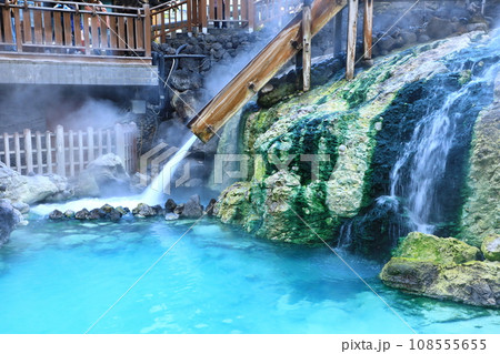 群馬県　草津温泉・湯畑 108555655