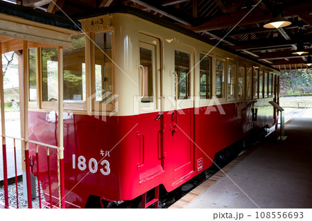 旧尾小屋鉄道の車両を保存するポッポ汽車展示館｜石川県小松市 108556693