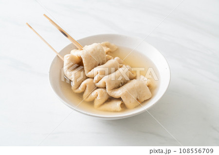 Odeng - Korean fish cake skewer in soup 108556709