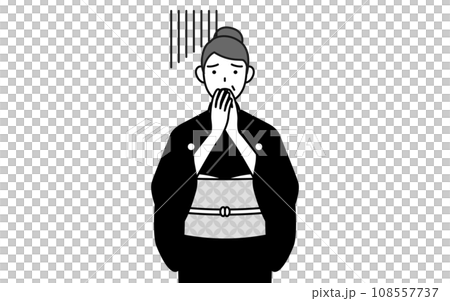 A senior woman in a kimono who is surprised and hides her mouth, at a New Year's shrine visit or a wedding ceremony, etc. 108557737