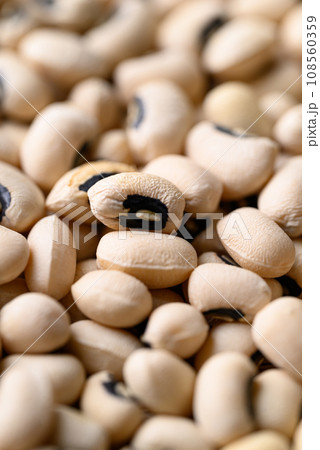 Black eye peas or cowpeas background, Food ingredients Black eye peas or cowpeas background, Food ingredients 108560359