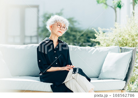 シニアの女性のビューティ 108562786