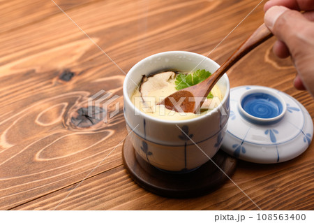 松茸の茶碗蒸し 松茸の茶碗蒸し 108563400