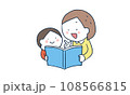 本を読む子どもとお母さん 108566815
