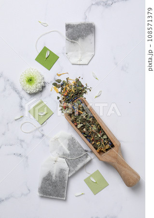 Concept of hot drink for drinking in cold season - tea Concept of hot drink for drinking in cold season - tea 108571379