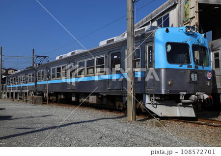 都会からローカル線へ 108572701