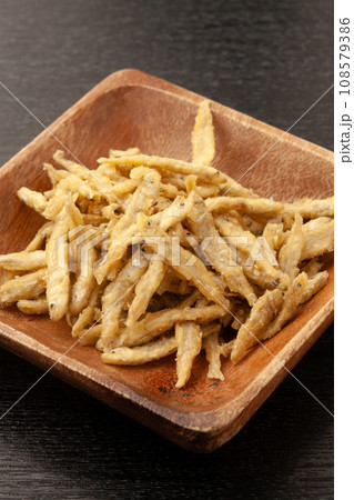 ワカサギの唐揚げ 108579386