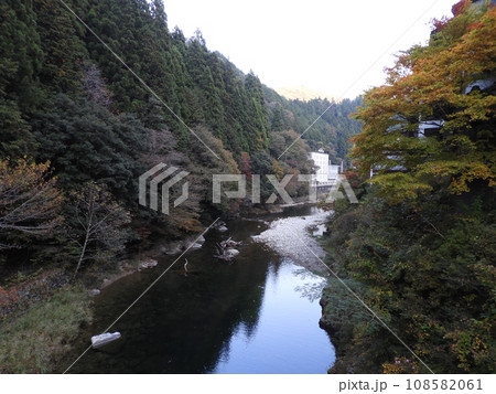 三段峡の美しい風景　11月 108582061