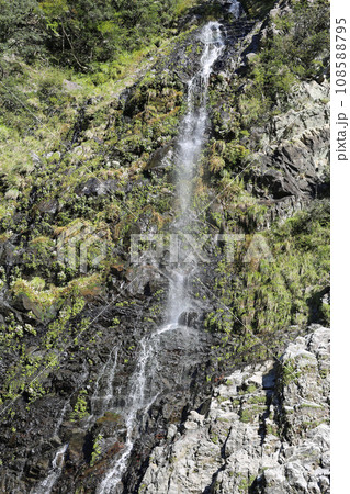 十津川村の十二滝 108588795