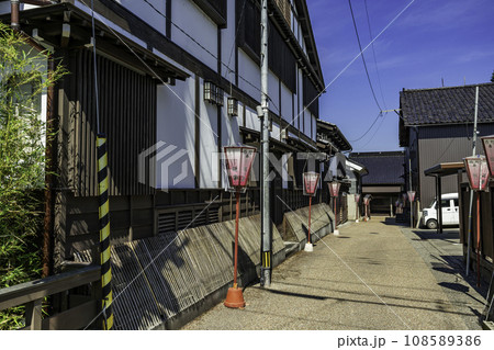 越中八尾 西町の町並み 富山県富山市 越中八尾 西町の町並み 富山県富山市 108589386
