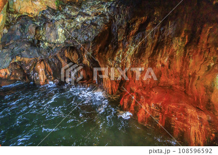 白浜　三段壁洞窟 108596592