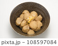 里芋の煮物 108597084