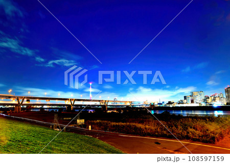 首都高速6号向島線 堀切ジャンクションの夜景 108597159