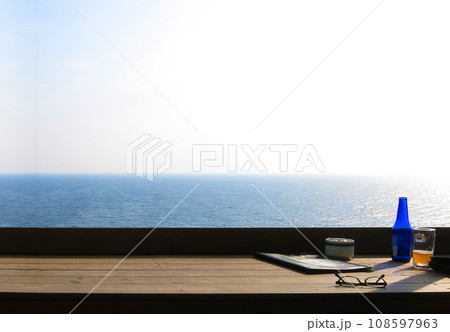 休日の海。 休日の海。 108597963