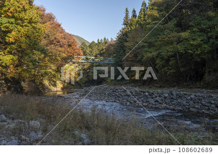 初秋の丹波川 初秋の丹波川 108602689