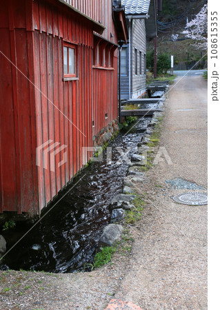 熊川宿 宿場町 若狭鯖街道熊川宿 鯖街道 若狭 福井県若狭町熊川 福井県三方上中郡 旧鯖街道 熊川宿 宿場町 若狭鯖街道熊川宿 鯖街道 若狭 福井県若狭町熊川 福井県三方上中郡 旧鯖街道 108615355