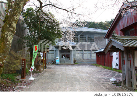 熊川宿　宿場町　若狭鯖街道熊川宿　鯖街道　若狭　福井県若狭町熊川　福井県三方上中郡　旧鯖街道　 108615376