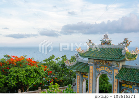Chua Linh Ung temple with sea in Da Nang, Vietnam Chua Linh Ung temple with sea in Da Nang, Vietnam 108616271