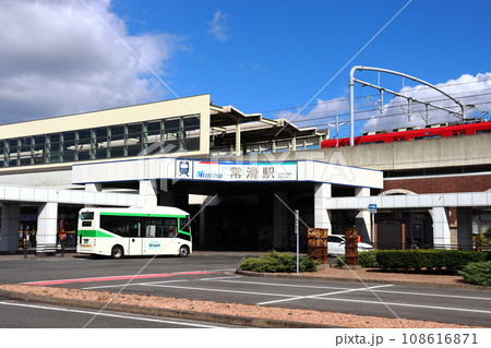 名鉄 常滑線 空港線の常滑駅（愛知県 常滑市） 108616871