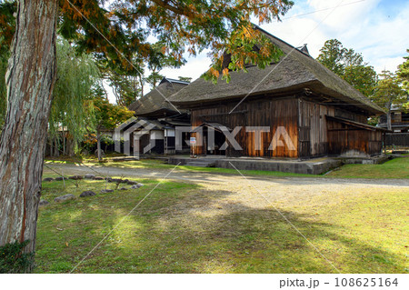 旧奈良家住宅本邸　重要文化財　秋田県 108625164