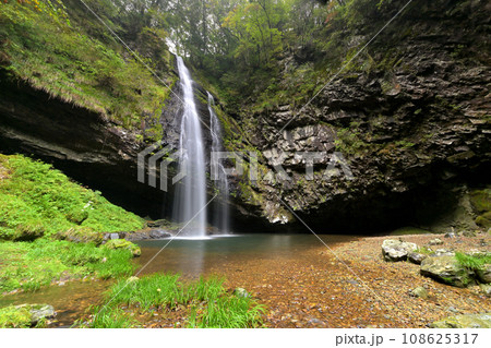 龍頭が滝 雄滝（島根県雲南市掛合町） 108625317