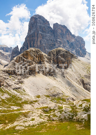 Monte Paterno mountain (Paternkofel) 108626784