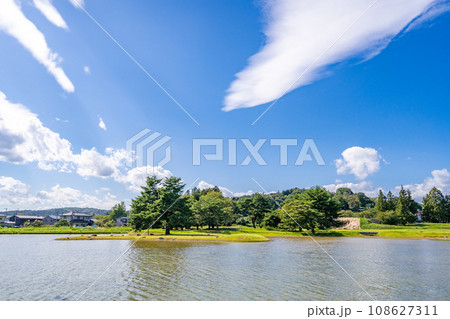 無量光院跡 世界遺産「平泉」 無量光院跡 世界遺産「平泉」 108627311