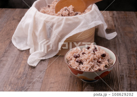 赤飯　茶碗 　よそう 108629202