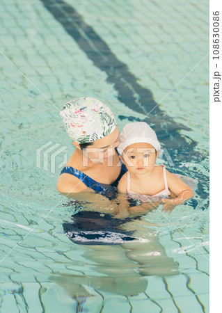 ベビースイミング 108630086