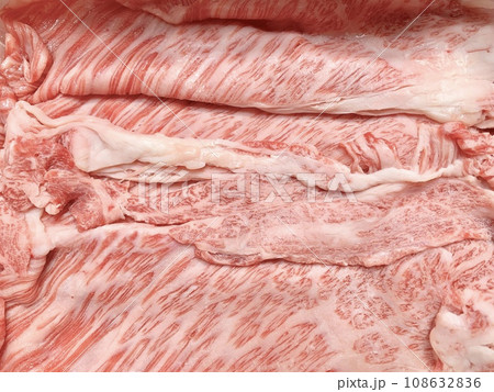 米沢牛 すき焼き用肉 写真素材 米沢牛 すき焼き用肉 写真素材 108632836