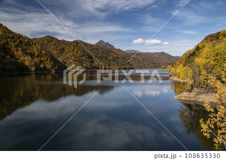 定山渓の紅葉 108635330