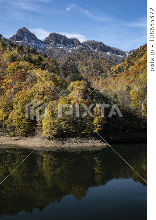 定山渓の紅葉 定山渓の紅葉 108635372