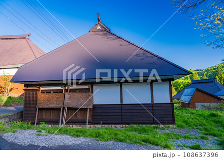 (長野県)白馬村・青鬼(あおに)集落・伝統の古民家 (長野県)白馬村・青鬼(あおに)集落・伝統の古民家 108637396