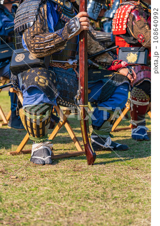 名古屋城秋まつり、火縄銃の実演〈愛知県名古屋市〉 108640992