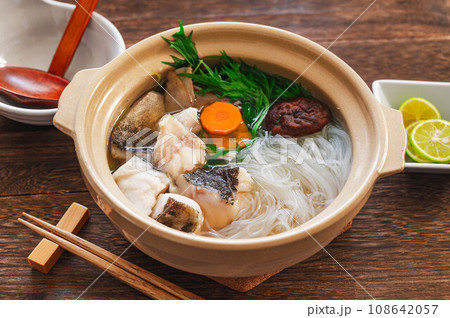 冬料理 タラ鍋 冬料理 タラ鍋 108642057